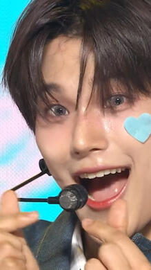 Mushow Stage